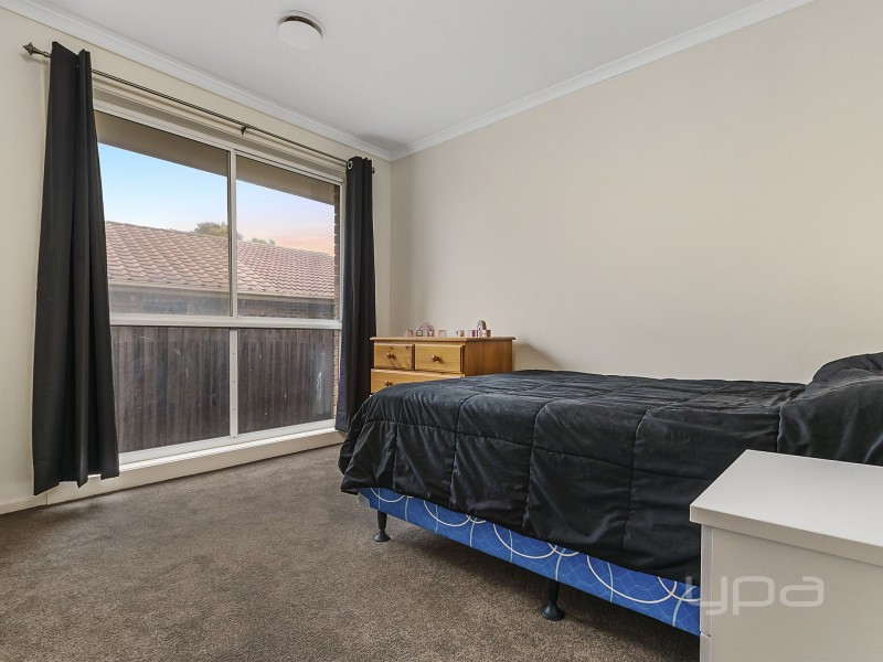 13 Simon Court, Brookfield VIC 3338