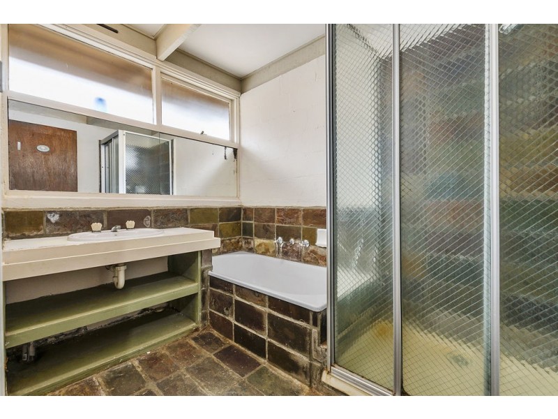 5 Cassia Road, Melton VIC 3337