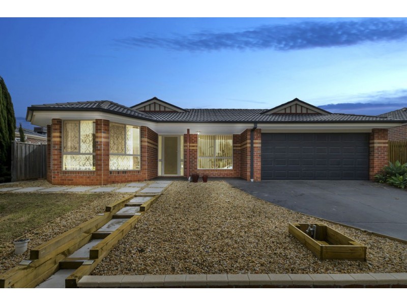 27 Bangalay Drive, Brookfield VIC 3338