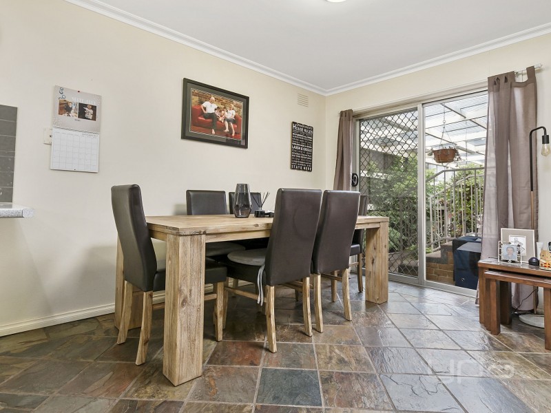 9 Bittern Street, Melton VIC 3337