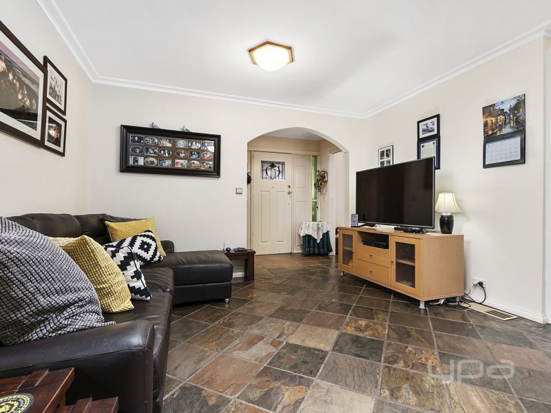 9 Bittern Street, Melton VIC 3337