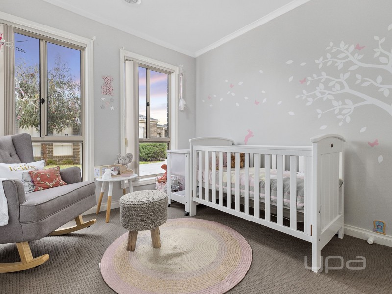 18/3 Austin Place, Melton South VIC 3338