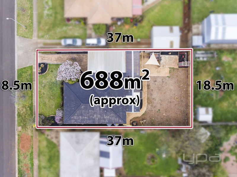 24 Denny Place, Melton South VIC 3338