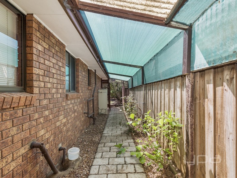 14 Mitchell Road, Melton South VIC 3338