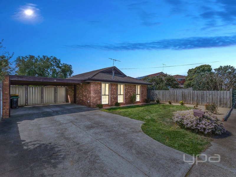 14 Mitchell Road, Melton South VIC 3338