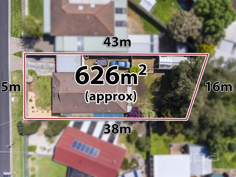 14 Mitchell Road, Melton South VIC 3338