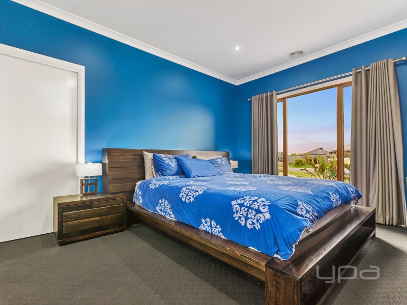 9 Lilac Court, Melton West VIC 3337