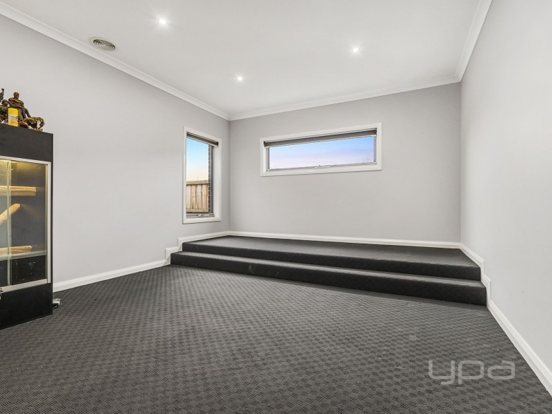 9 Lilac Court, Melton West VIC 3337