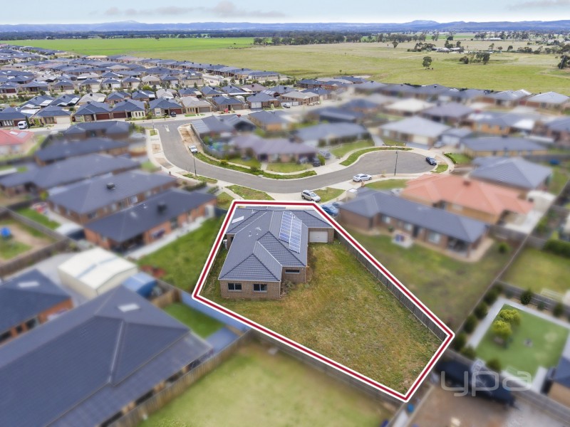 9 Lilac Court, Melton West VIC 3337