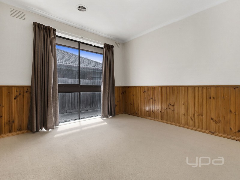 48 Coburns Road, Melton South VIC 3338