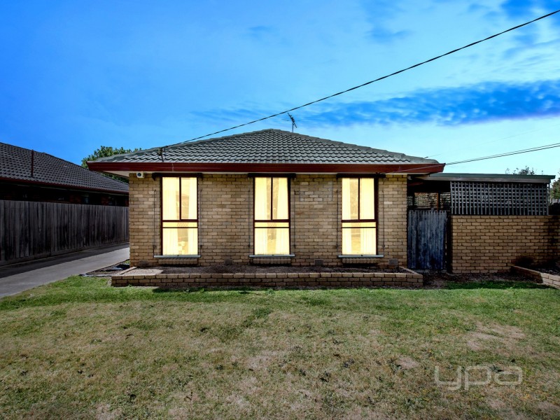 48 Coburns Road, Melton South VIC 3338