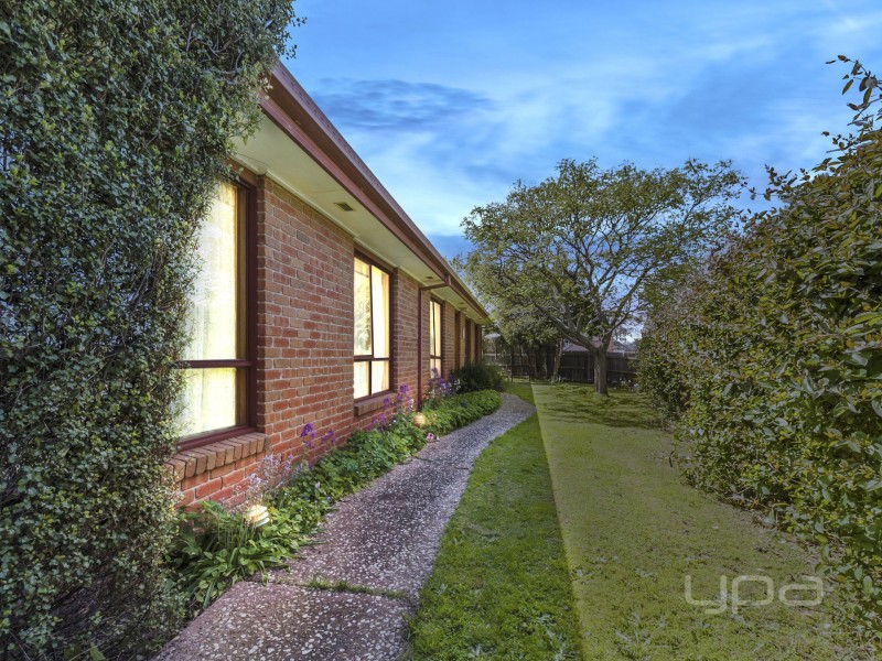 7 Warianna Court, Kurunjang VIC 3337