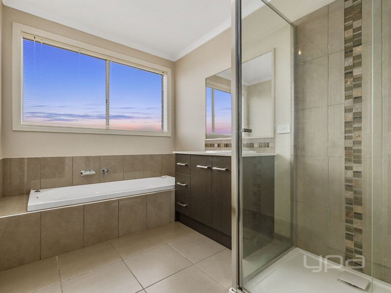 46 Westlake Drive, Melton West VIC 3337