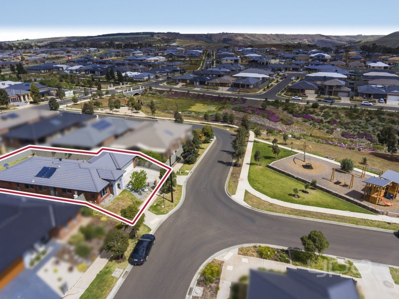 10 Wimpara Crescent, Maddingley VIC 3340