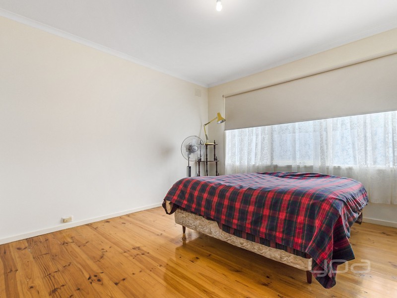 26 Tulloch Avenue, Kurunjang VIC 3337