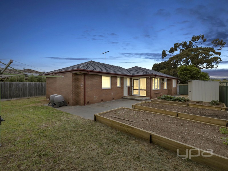 26 Tulloch Avenue, Kurunjang VIC 3337