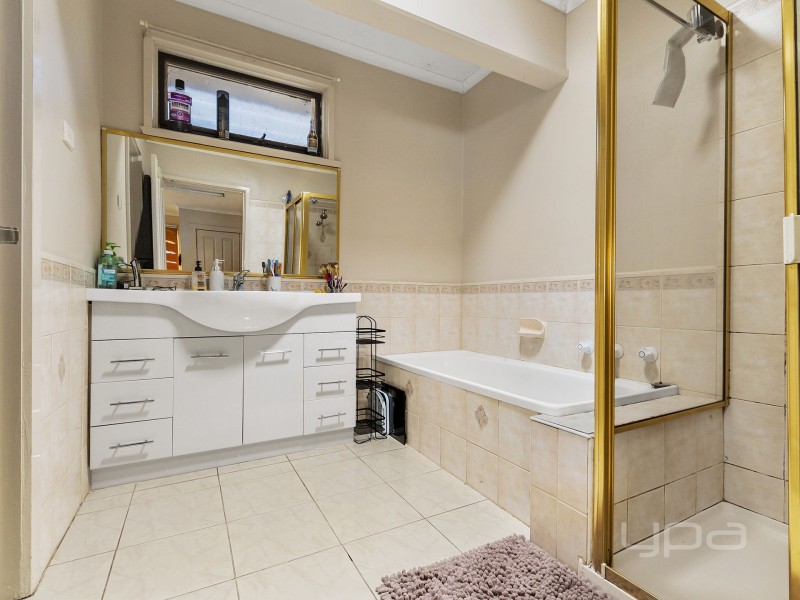 15 Bittern Street, Melton VIC 3337