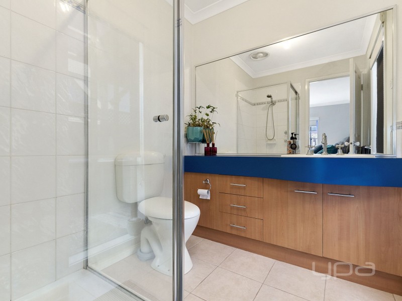 13 Harrington Drive, Melton West VIC 3337