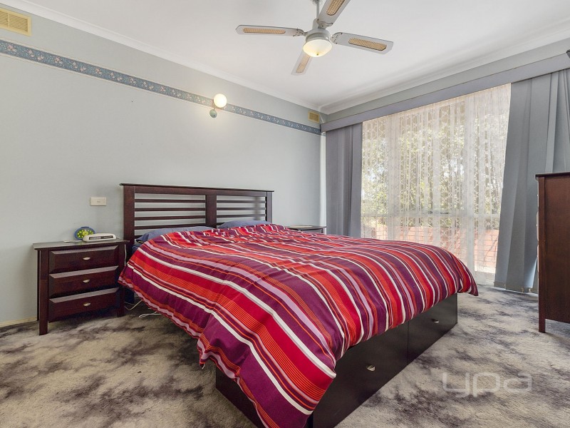 2 Chauvel Street, Melton South VIC 3338