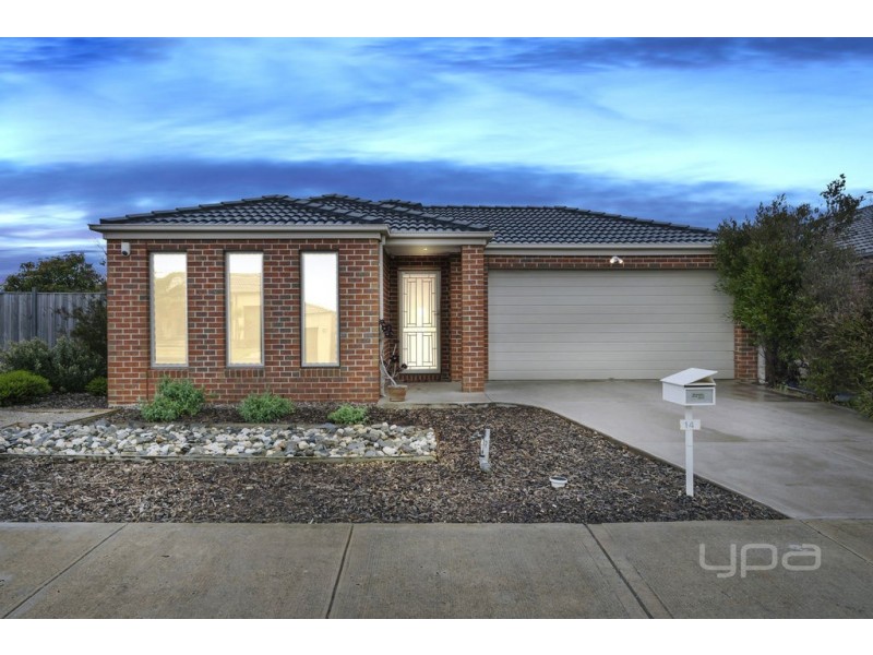 14 Oak Park Drive, Melton West VIC 3337