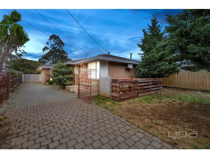 7 Tamar Drive, Melton South VIC 3338