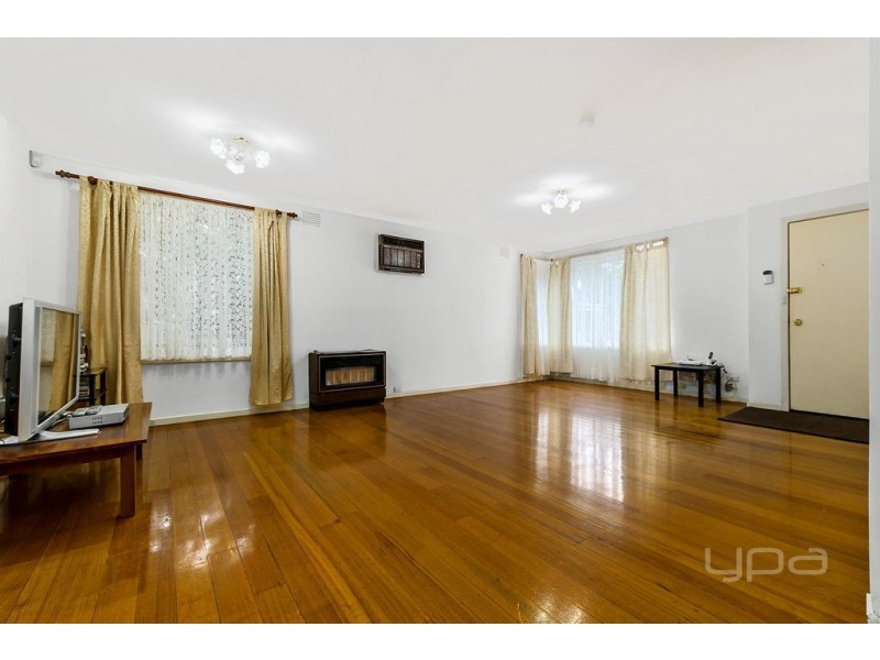 7 Tamar Drive, Melton South VIC 3338