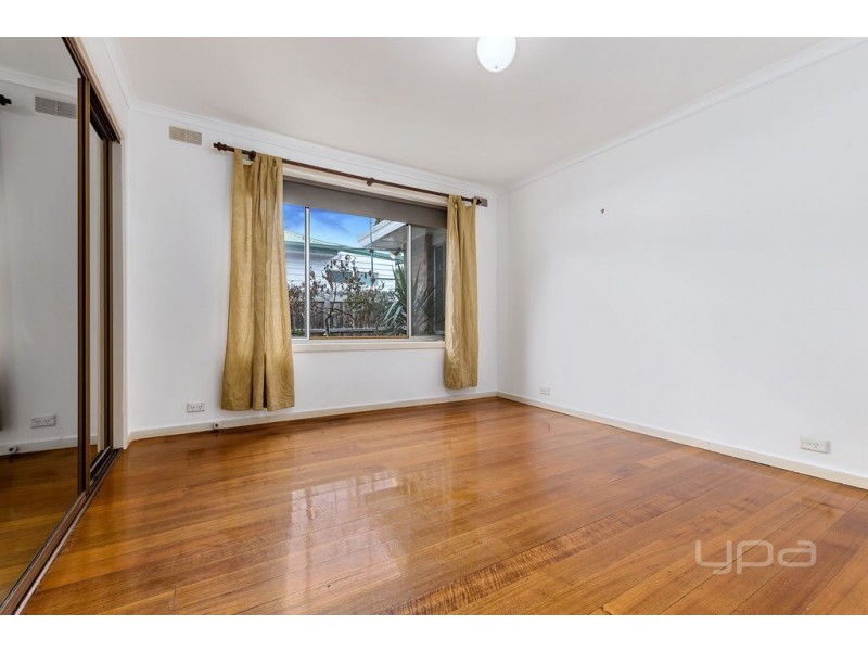 7 Tamar Drive, Melton South VIC 3338