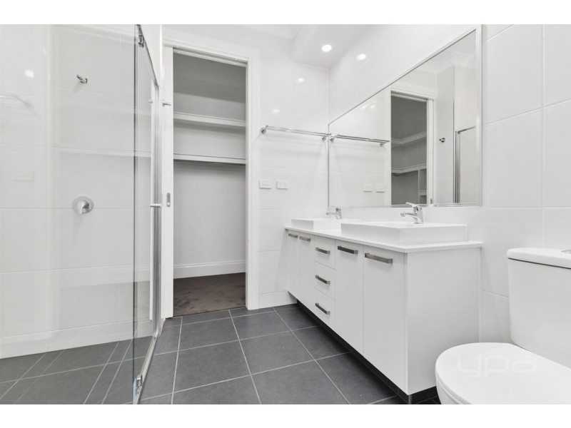 15 Karinya Way, Harkness VIC 3337