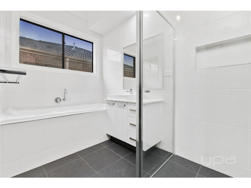 15 Karinya Way, Harkness VIC 3337