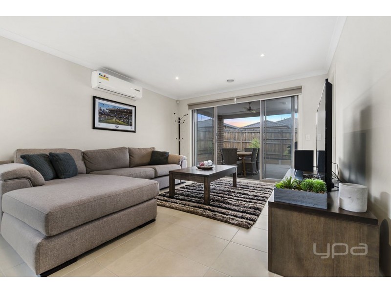 8 Forest Court, Bacchus Marsh VIC 3340