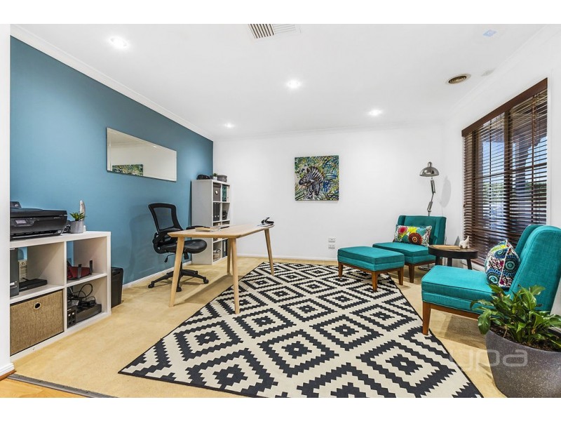 104 Westlake Drive, Melton West VIC 3337