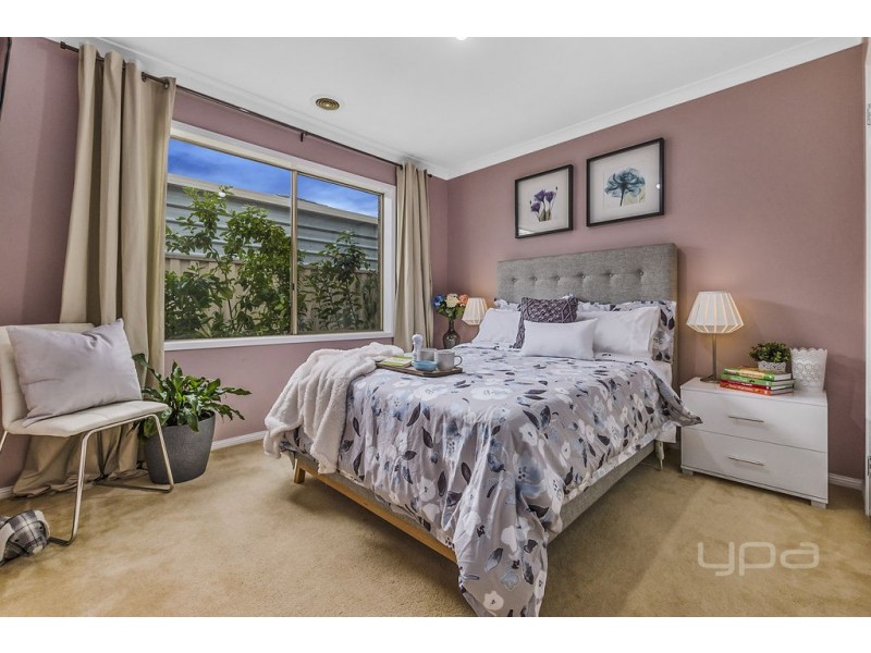 104 Westlake Drive, Melton West VIC 3337