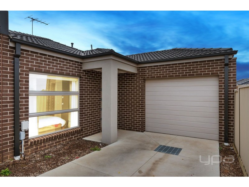 3/276 Bulmans Road, Melton West VIC 3337