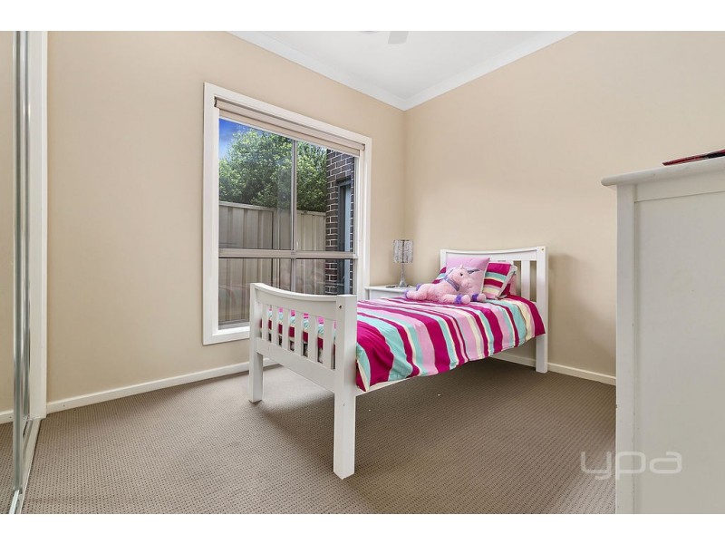 3/276 Bulmans Road, Melton West VIC 3337