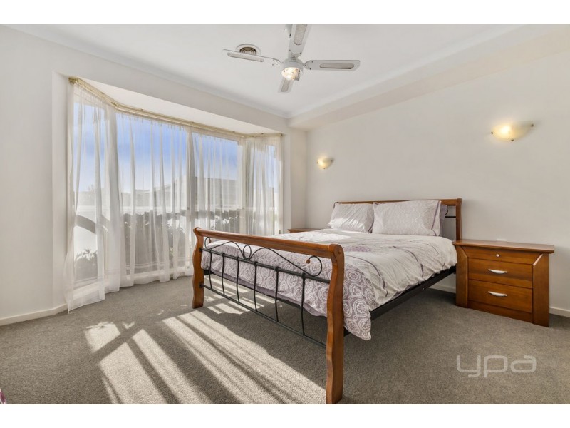 52 Darlingsford Boulevard, Melton VIC 3337