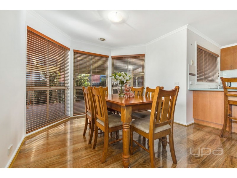 52 Darlingsford Boulevard, Melton VIC 3337