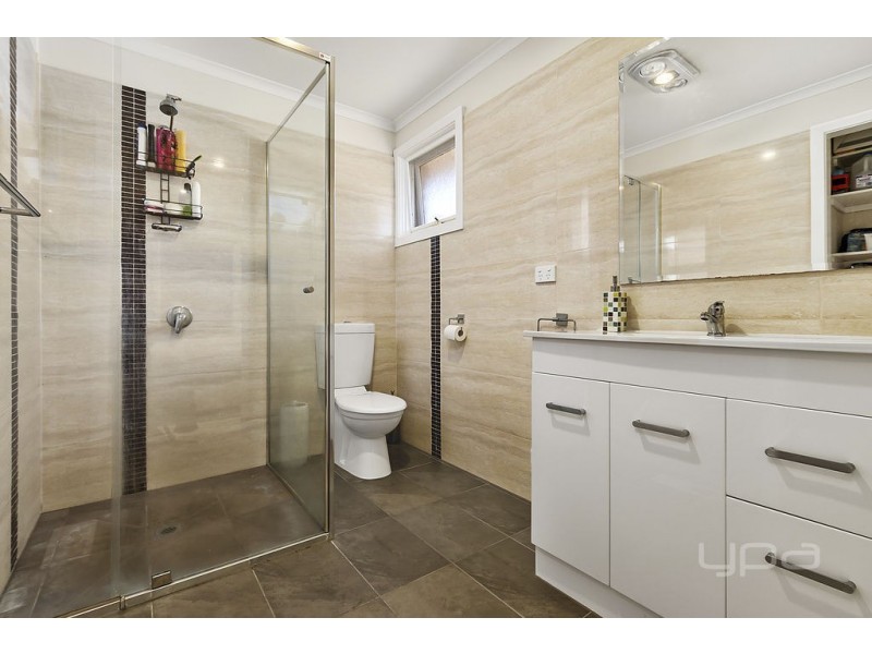 6 Ryan Court, Melton VIC 3337