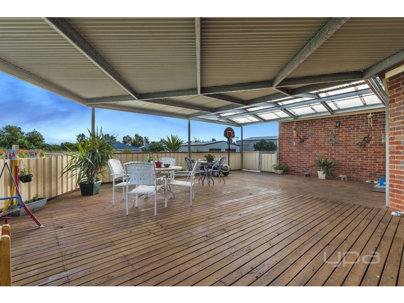 20 Runnymeade Lane, Brookfield VIC 3338