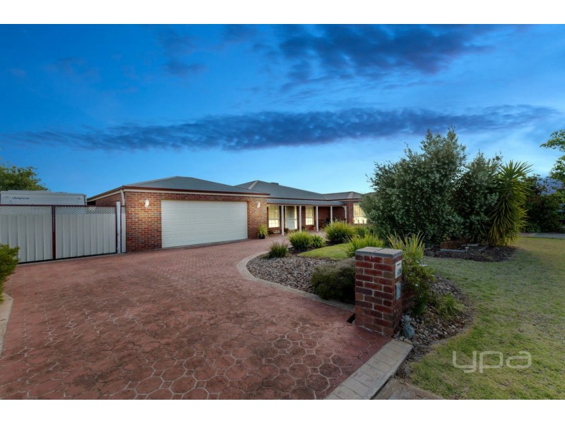 20 Runnymeade Lane, Brookfield VIC 3338
