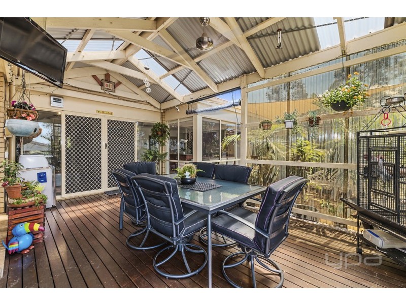 45 Maddison Circuit, Darley VIC 3340