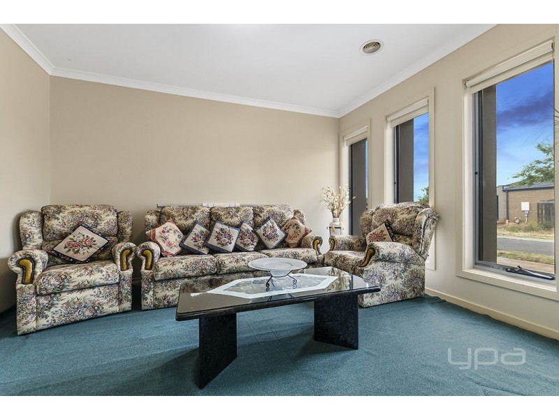 35 Colonus Street, Kurunjang VIC 3337