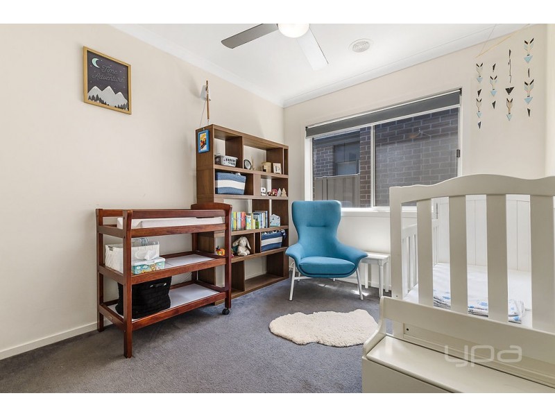 25 Parkleigh Drive, Kurunjang VIC 3337