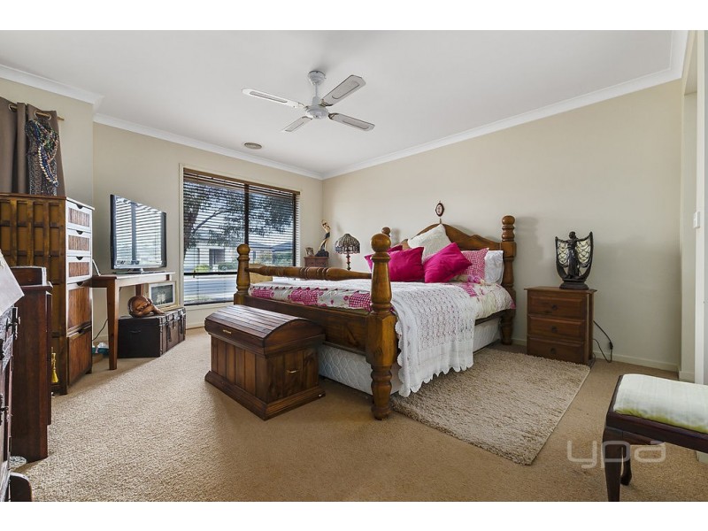 99 Black Dog Drive, Brookfield VIC 3338