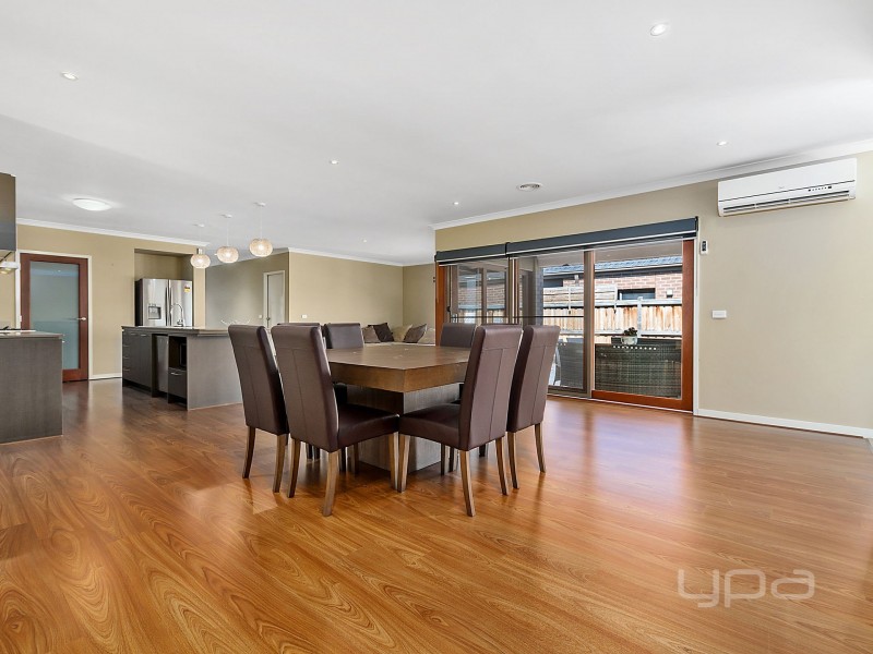 24 Manooka Road, Brookfield VIC 3338