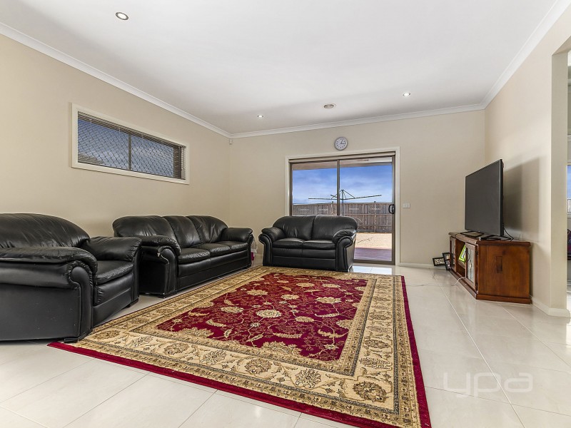 44 Pinrush Road, Brookfield VIC 3338