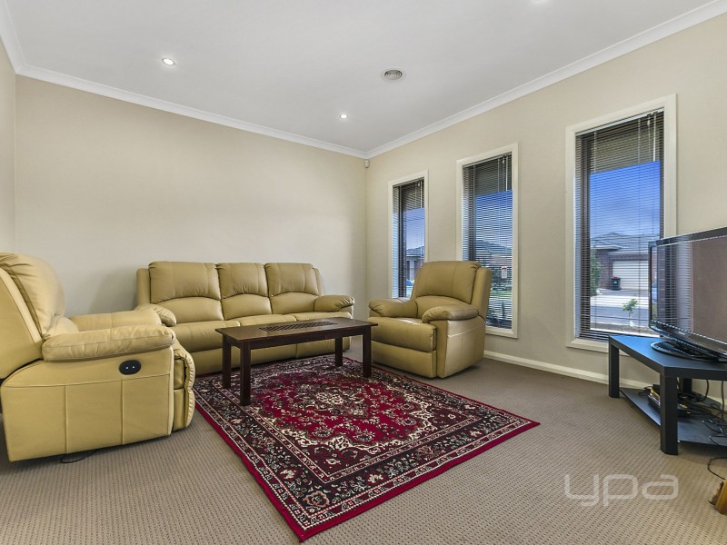 44 Pinrush Road, Brookfield VIC 3338