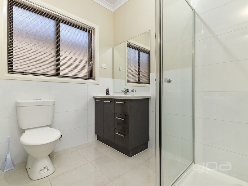 44 Pinrush Road, Brookfield VIC 3338