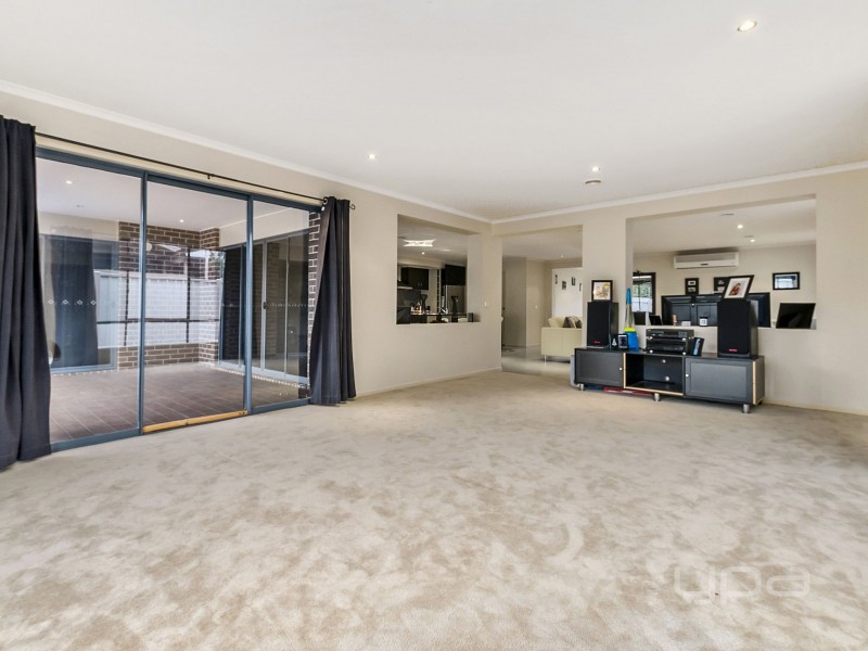 56 Carlyon Close, Melton West VIC 3337