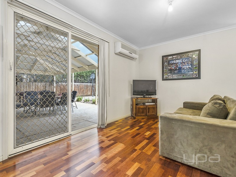 26 Meadow Glen Drive, Melton West VIC 3337