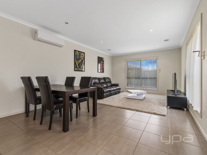 23 Silverleaf Drive, Melton VIC 3337